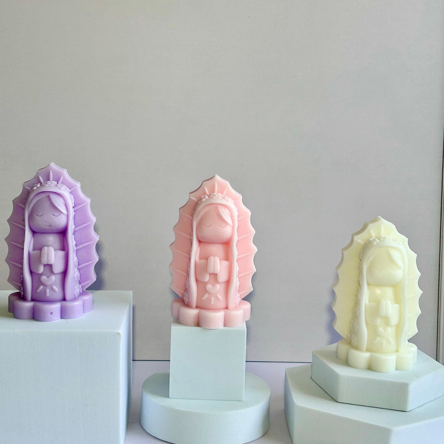 Vela Virgencita envoltura de celofán